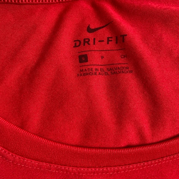 Nike Dri-fit T-Shirts - Picture 4 of 6